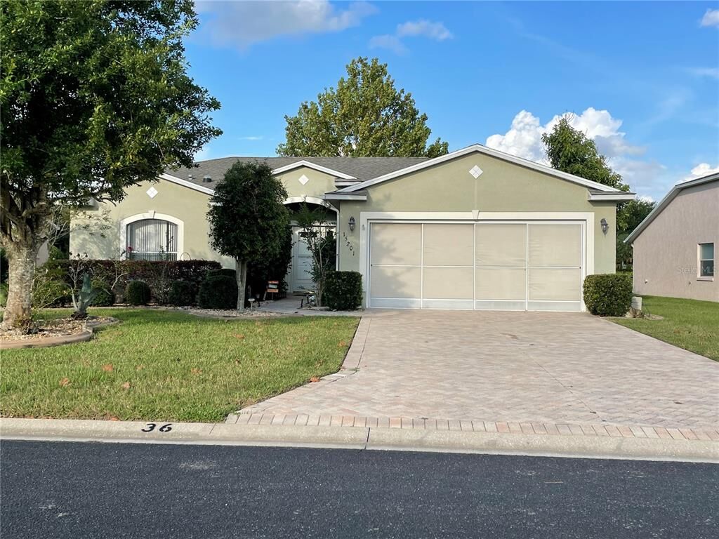 Property Photo:  15201 SW 14th Avenue Road  FL 34473 