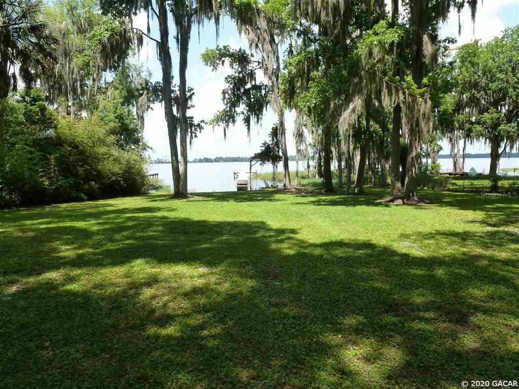 11813 NE 205 Terrace  Earleton FL 32631 photo