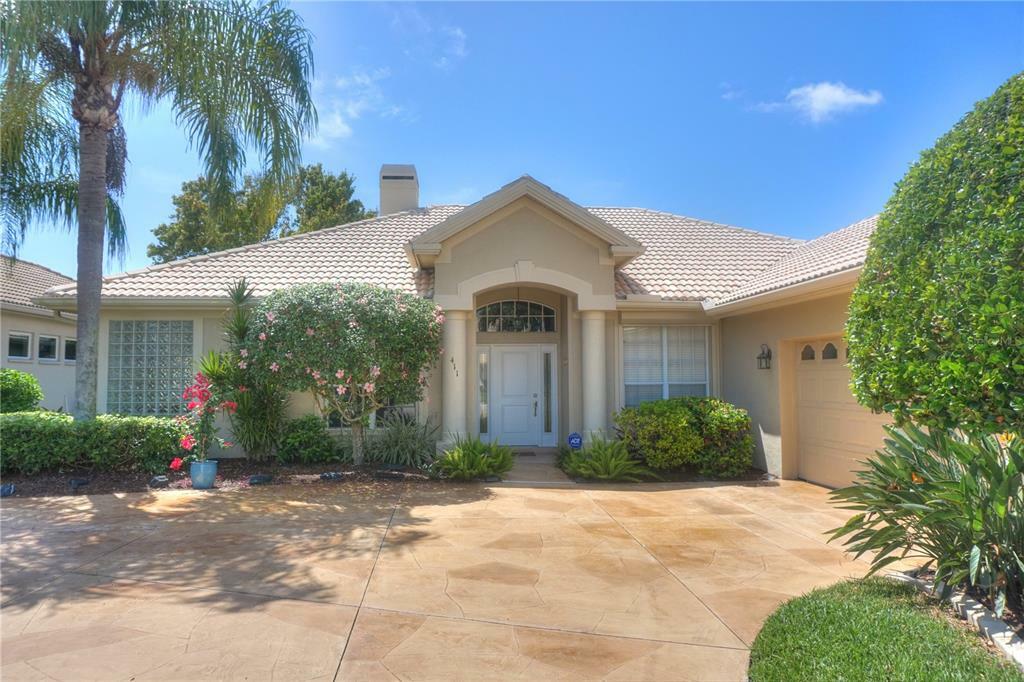 Property Photo: 411 Pebble Creek Court FL 34285