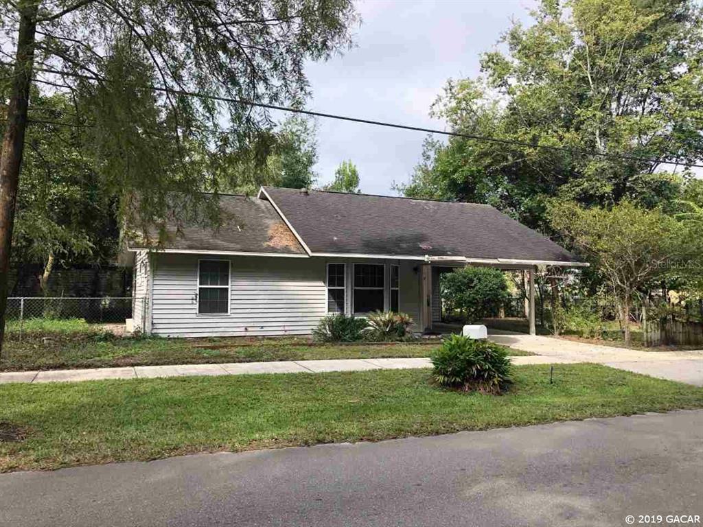 Property Photo:  2080 NW 2nd Street  FL 32609 