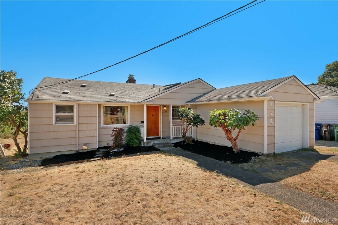 Property Photo:  4122 24th Place S  WA 98144 