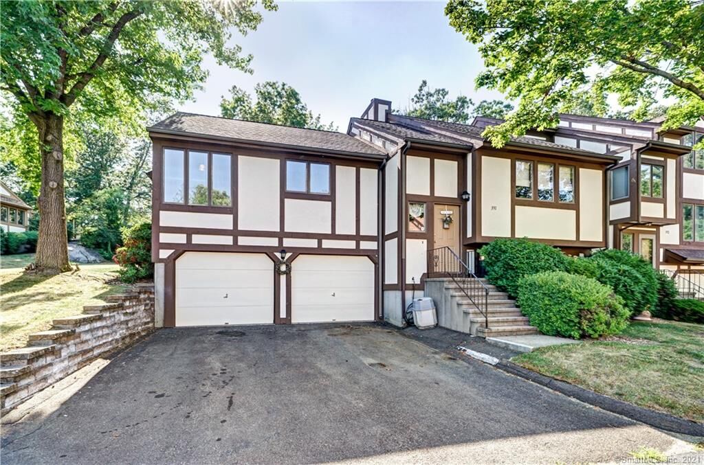 Property Photo: 690 Forest Road 391 CT 06516