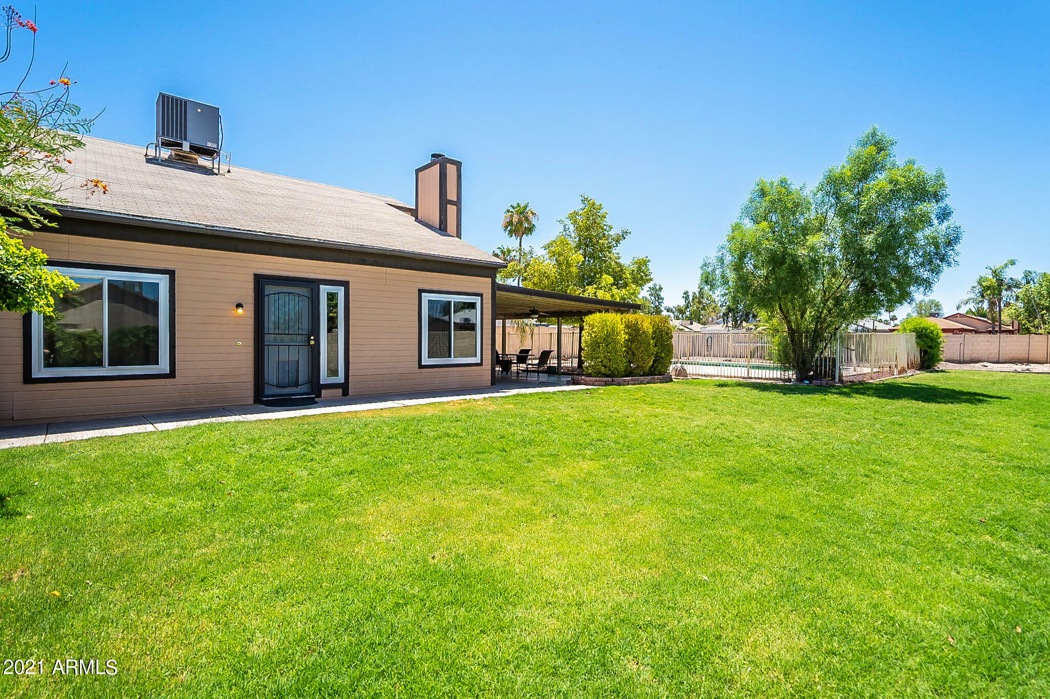 Property Photo: 803 E Calle Del Norte -- AZ 85225