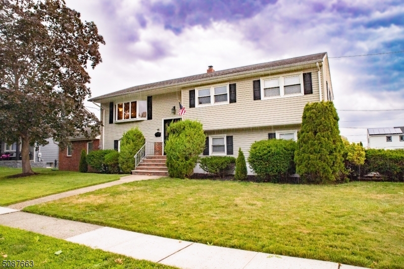 Property Photo: 15 Glenn Ct NJ 07073