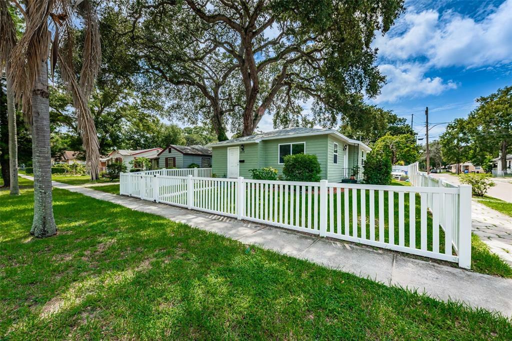 Property Photo:  1270 13th Avenue S  FL 33705 