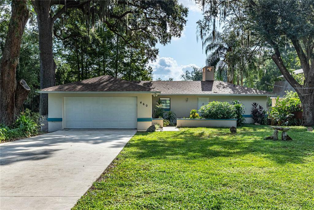 Property Photo:  460 N Sunset Drive  FL 32757 