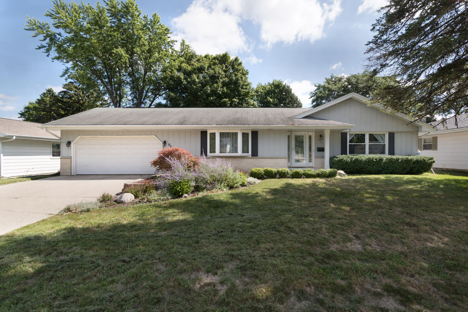 Property Photo: 601 N 18th Ave WI 53090