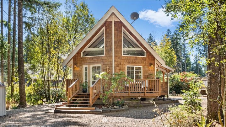 Property Photo:  220 E Dunoon Place  WA 98584 