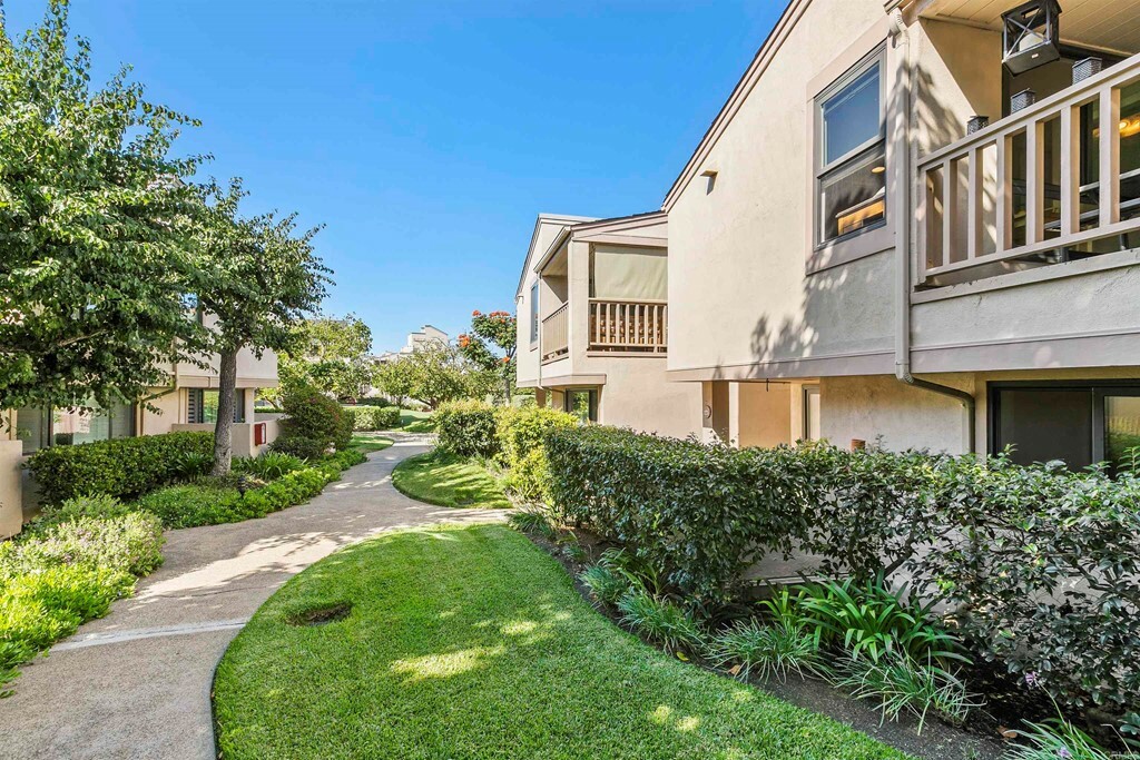 Property Photo: 585 S Sierra Avenue 29 CA 92075