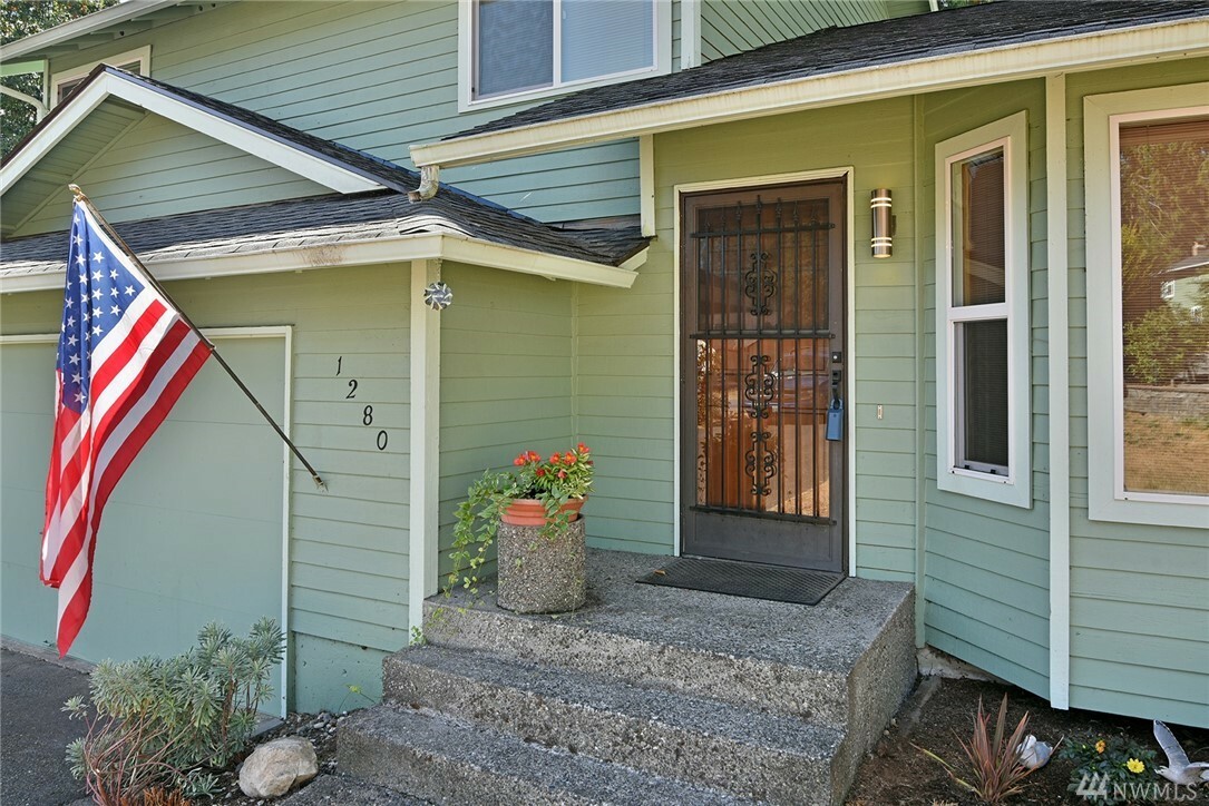 Property Photo:  1280 NW Huckle Dr  WA 98311 