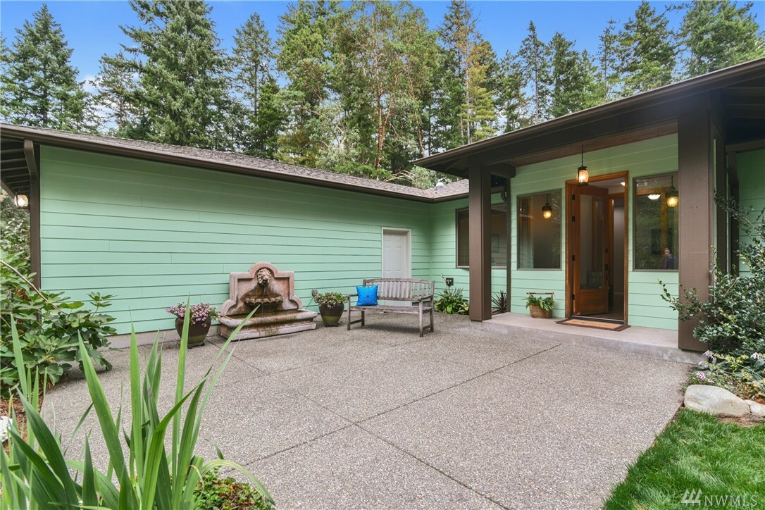 Property Photo:  3877 Mathison Lane NW  WA 98312 