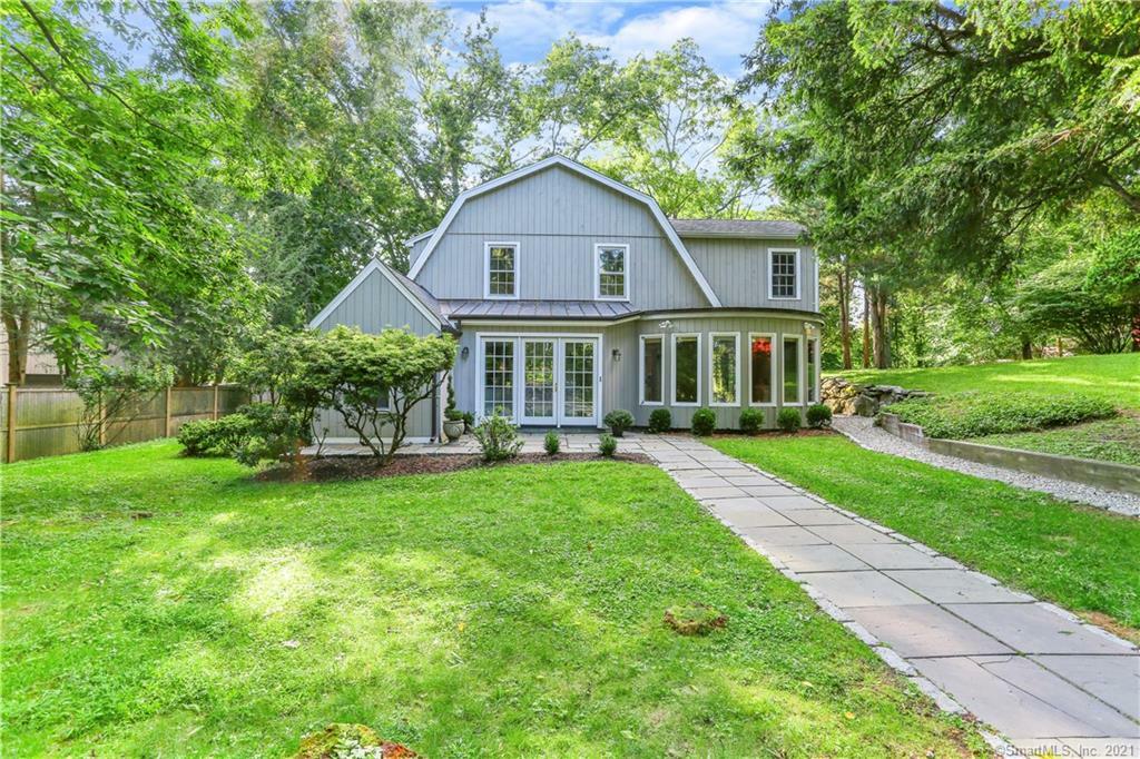Property Photo: 112 Hillspoint Road CT 06880