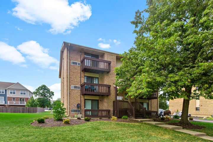 266 12th Street 3E  Wheeling IL 60090 photo