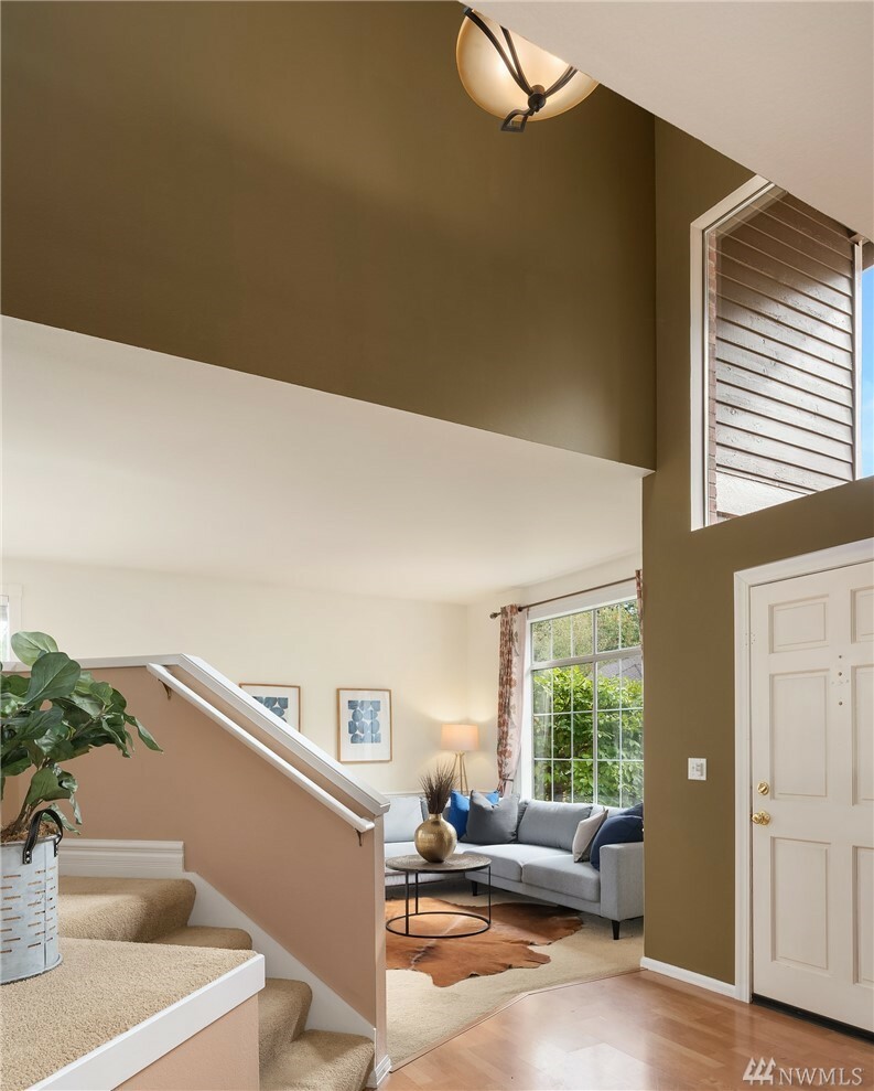 Property Photo: 14052 SE 159th Place WA 98058
