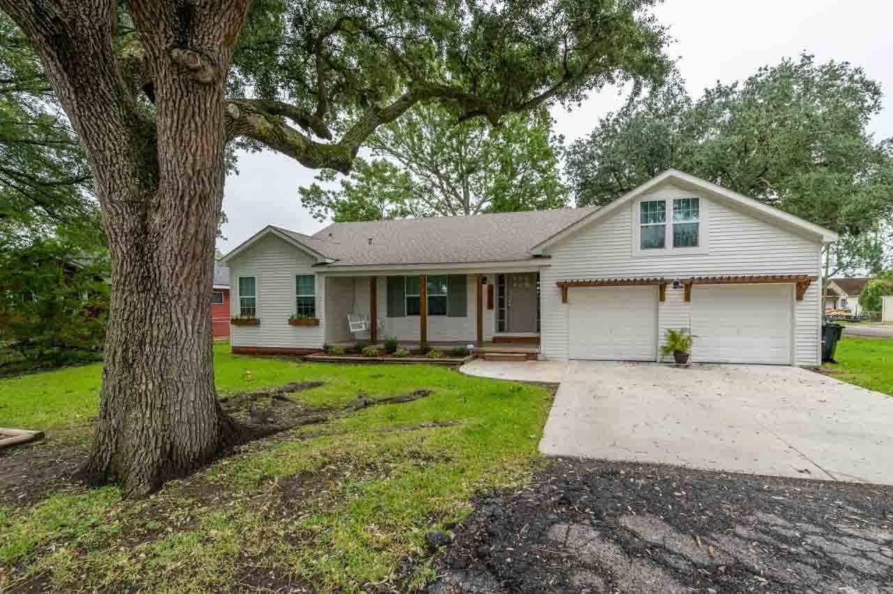 Property Photo:  3319 Nashville  TX 77627 