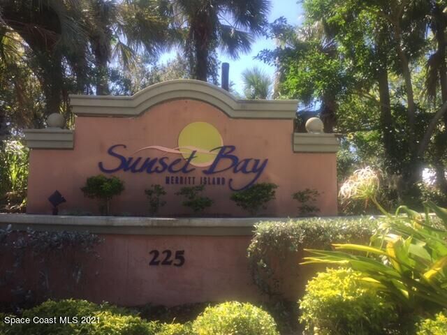Property Photo:  225 S Tropical Trail  FL 32952 