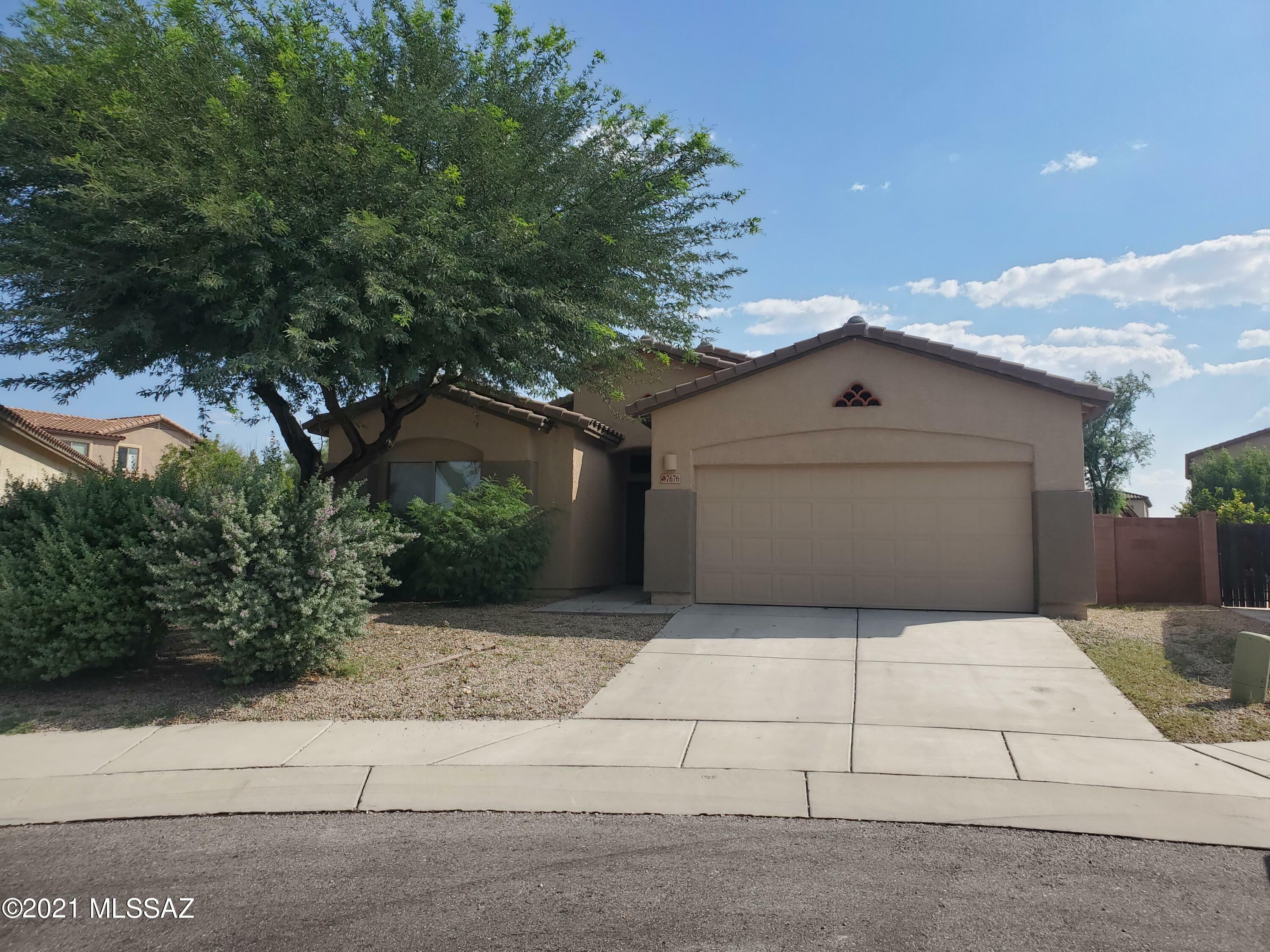 Property Photo:  7676 E Fair Meadows Loop  AZ 85756 