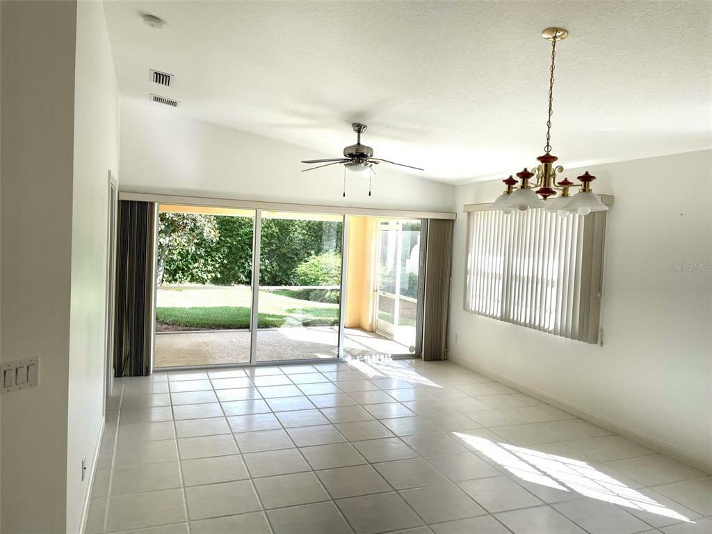 Property Photo:  7567 Quinto Drive  FL 34238 