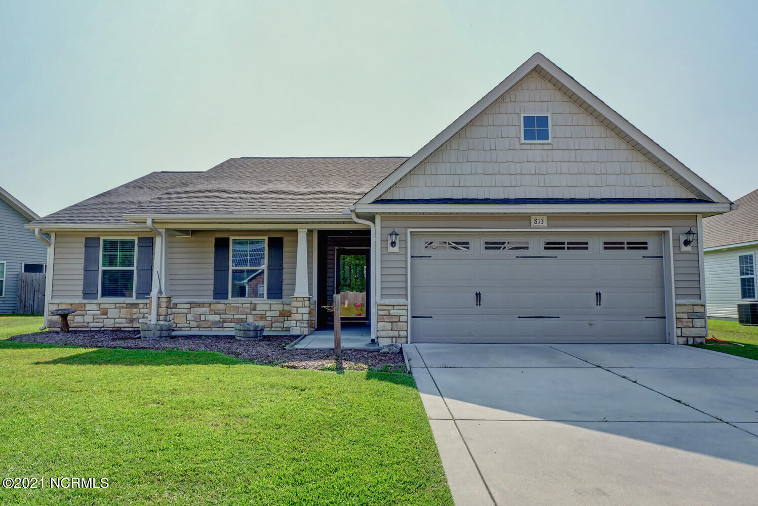 Property Photo:  813 Dynasty Drive  NC 28546 