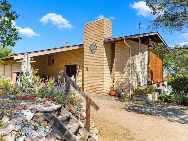 Property Photo:  2545 Sandia Drive  AZ 86301 
