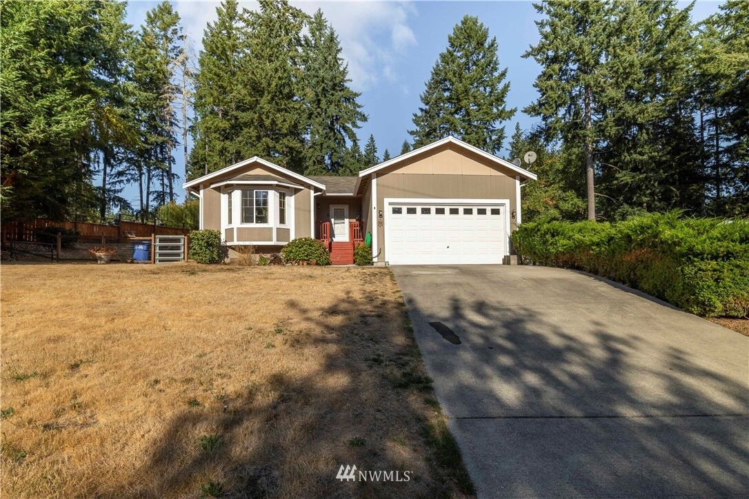 Property Photo:  2620 194th Avenue SW  WA 98349 