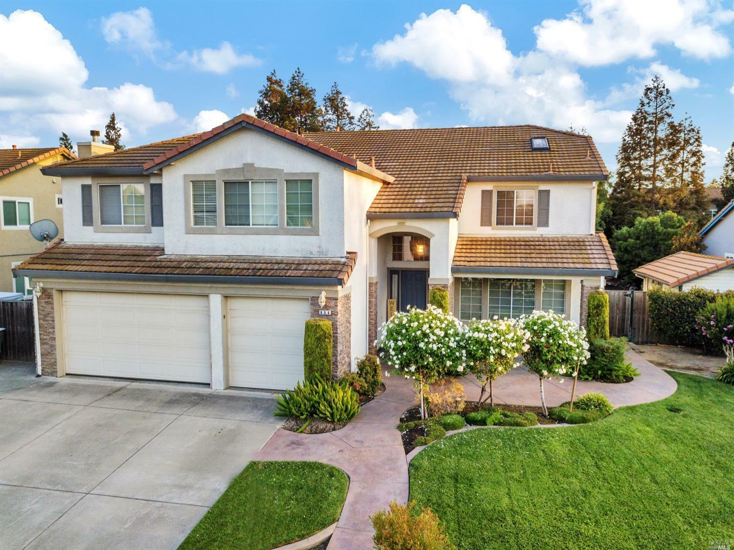 Property Photo:  854 Fernbrook Court  CA 95687 