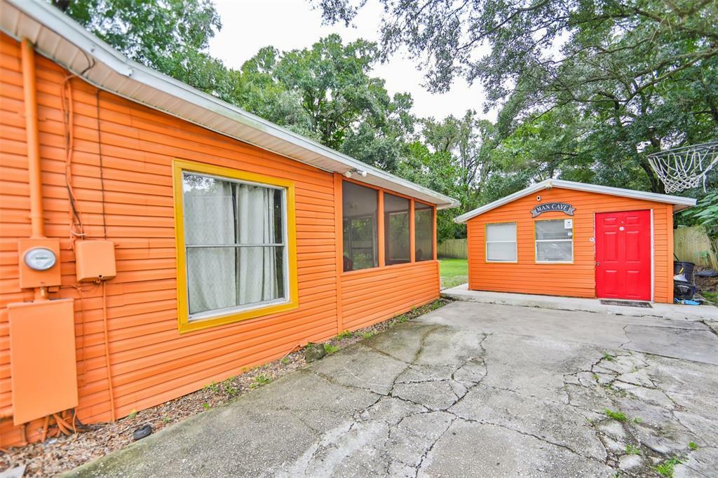 Property Photo:  7210 Rhode Island Drive  FL 33619 