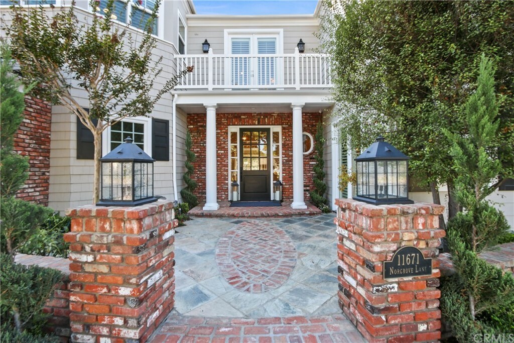 Property Photo:  11671 Norgrove Lane  CA 90720 