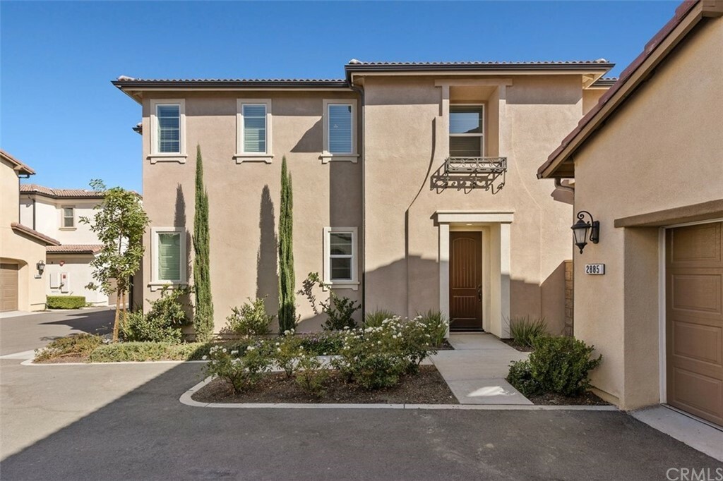 Property Photo:  2883 Villa Catalonia Court  CA 92881 