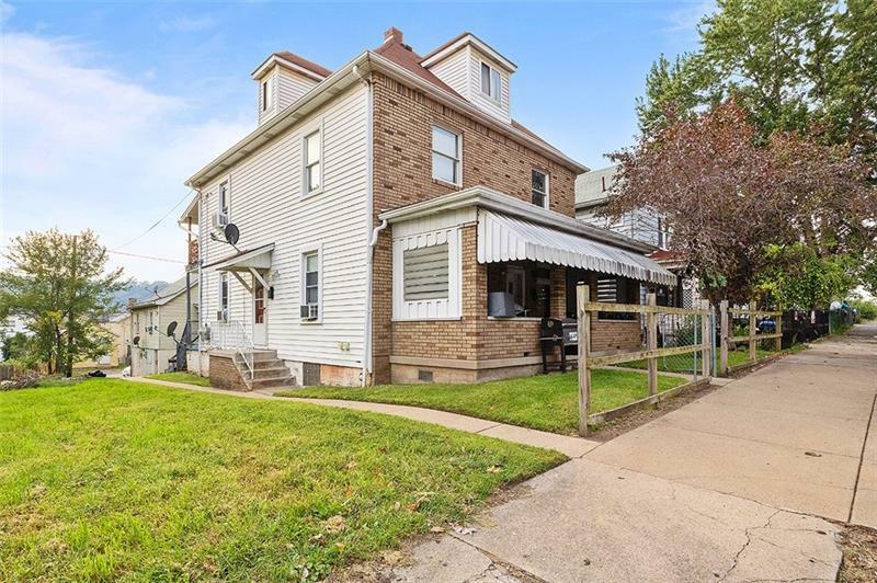 Property Photo:  1213 Kenneth Ave.  PA 15068 