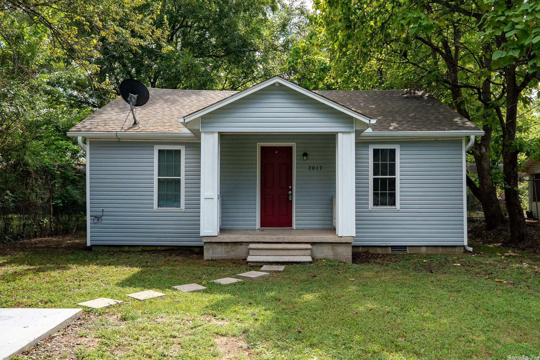 Property Photo:  2017 Hairston Street  AR 72034 