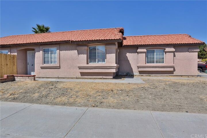 Property Photo:  2162 Candlestick Way  CA 92571 