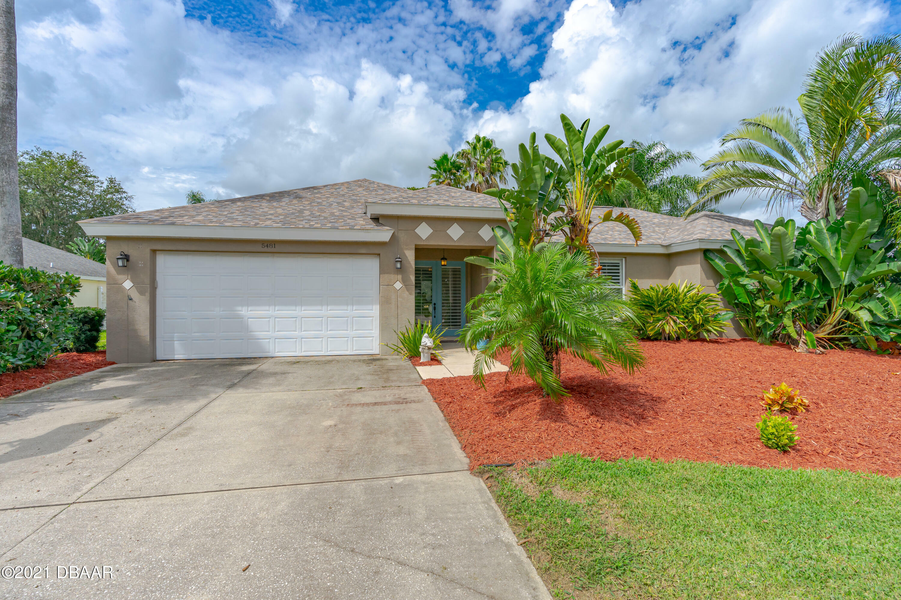 Property Photo:  5481 St Regis Way  FL 32128 