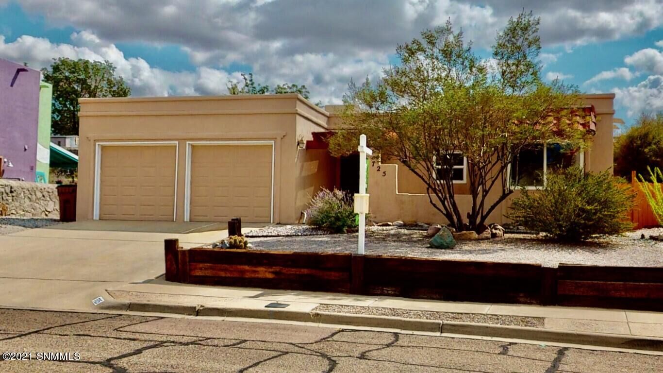 Property Photo:  725 Homestead Circle  NM 88011 