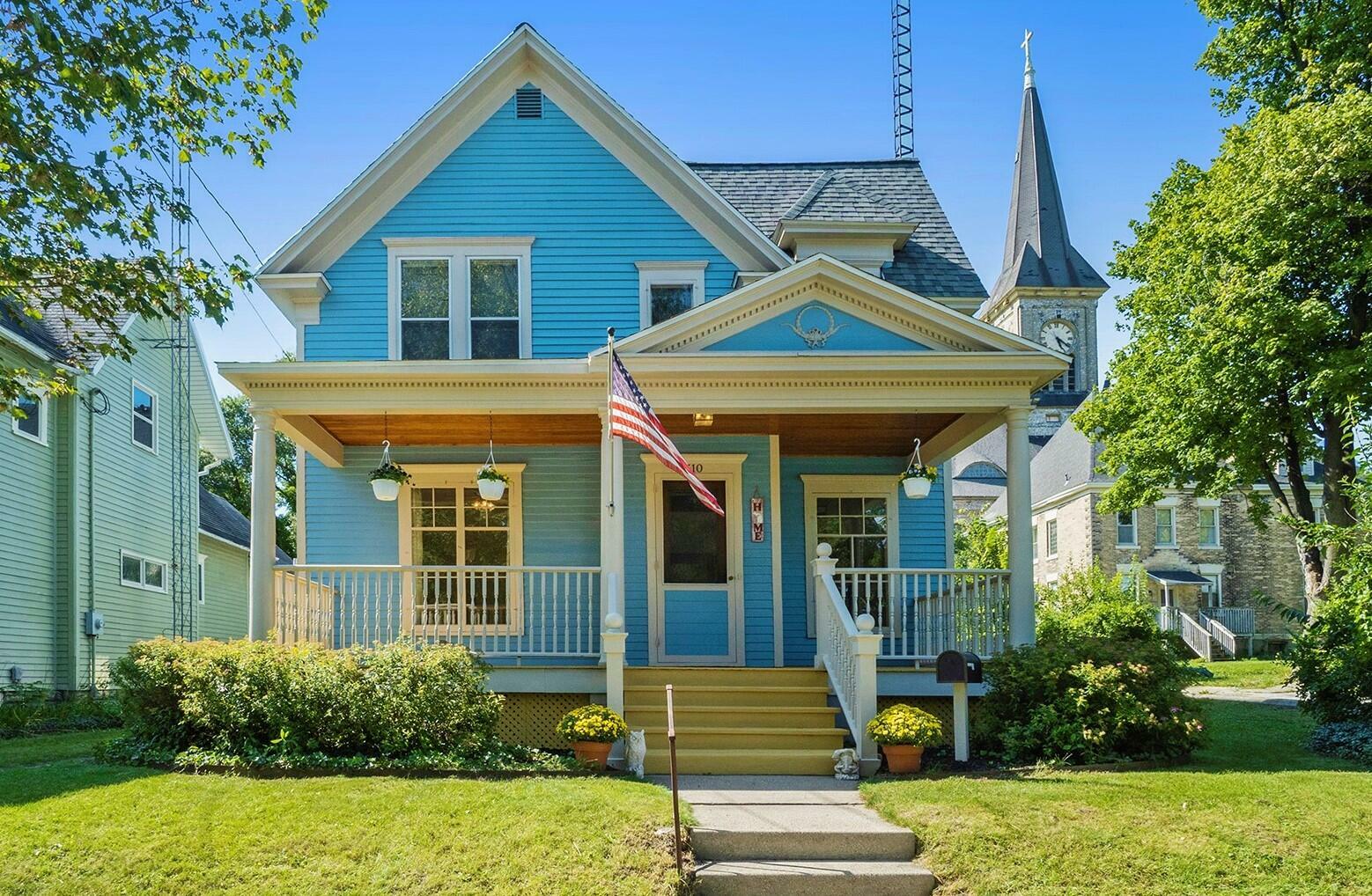 Property Photo: 510 Fairview Avenue MI 49660