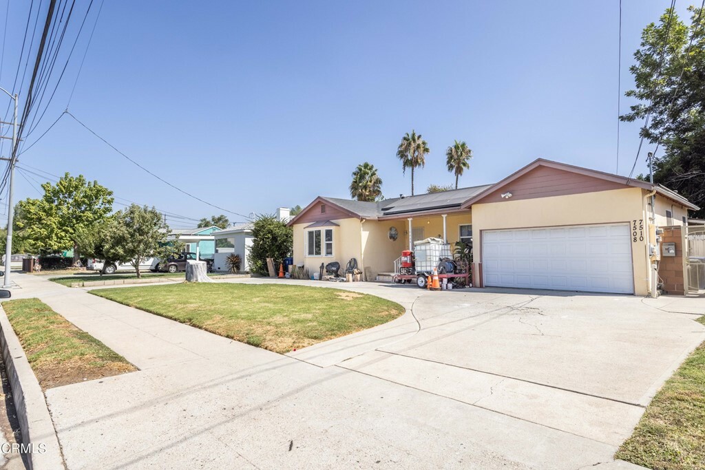 Property Photo:  7508 Lindley Avenue  CA 91335 