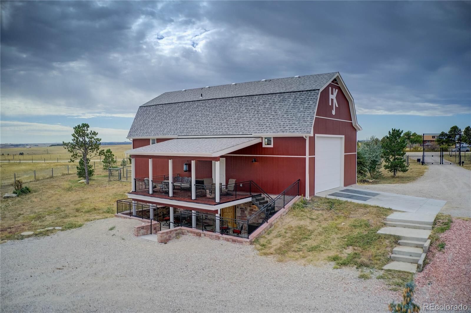 Property Photo:  2075 Sandy Ridge Road  CO 80107 