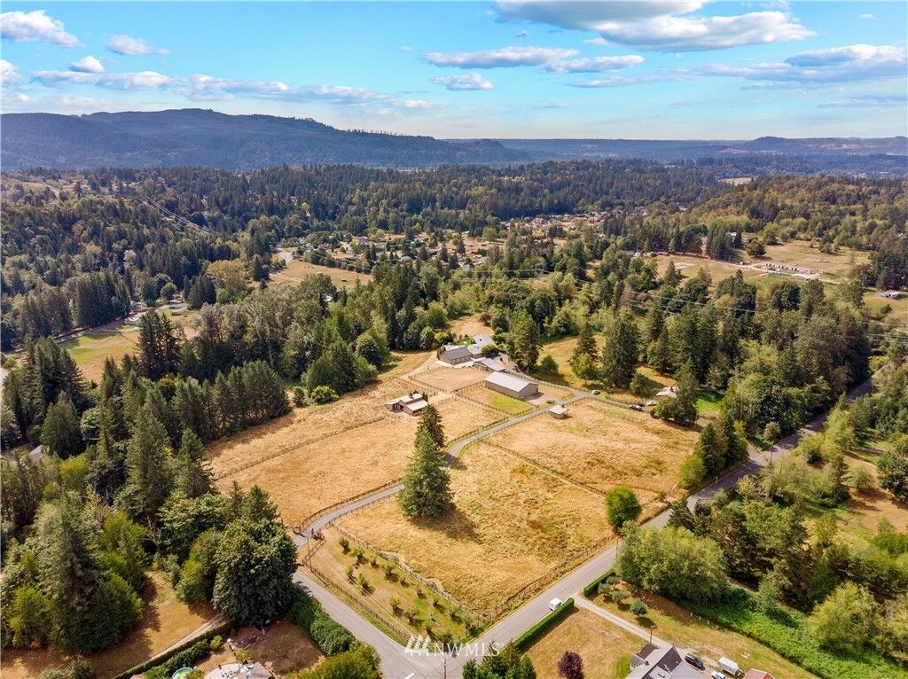 Property Photo:  25626 132nd Street SE  WA 98272 