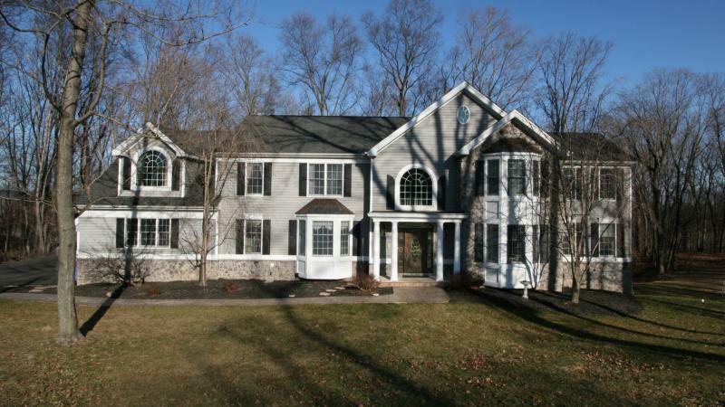 Property Photo: 13 Carhart Ct NJ 08867