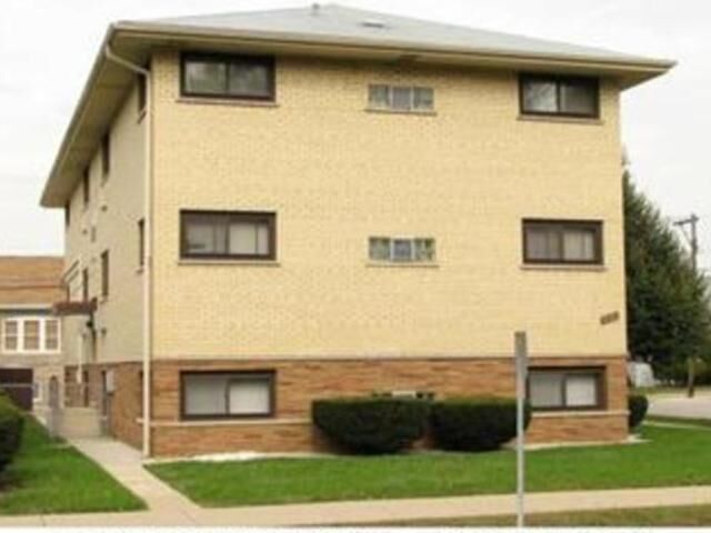 Property Photo: 7900 W 26th Street 1N IL 60546
