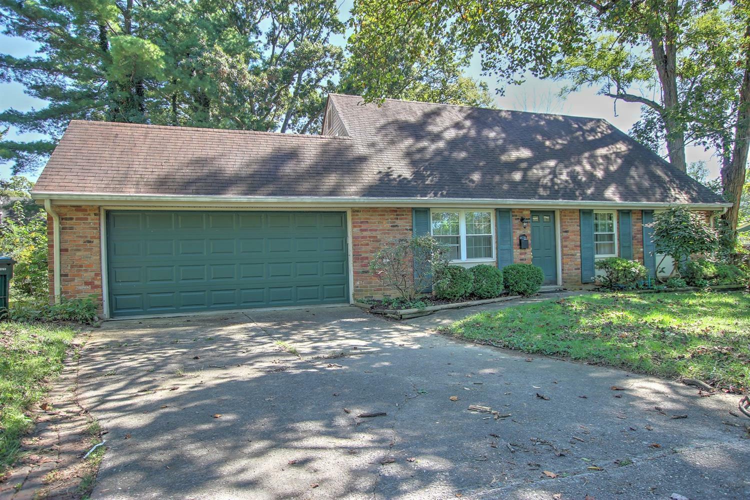 Property Photo: 1716 Bloomingdale Ave OH 45230
