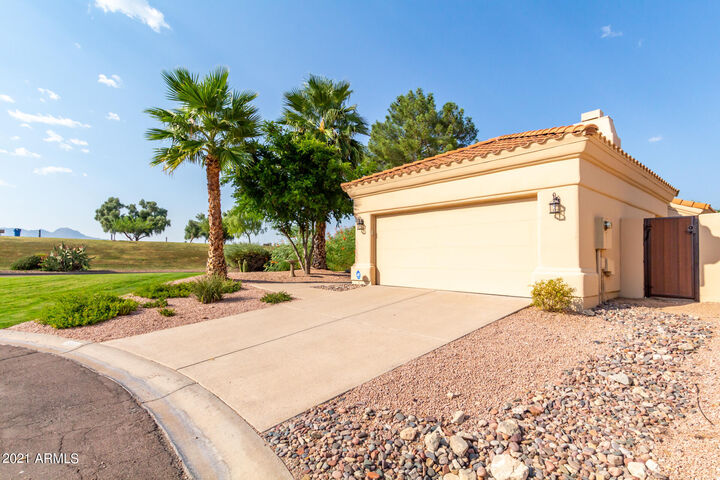 Property Photo: 16851 E Mallard Court AZ 85268