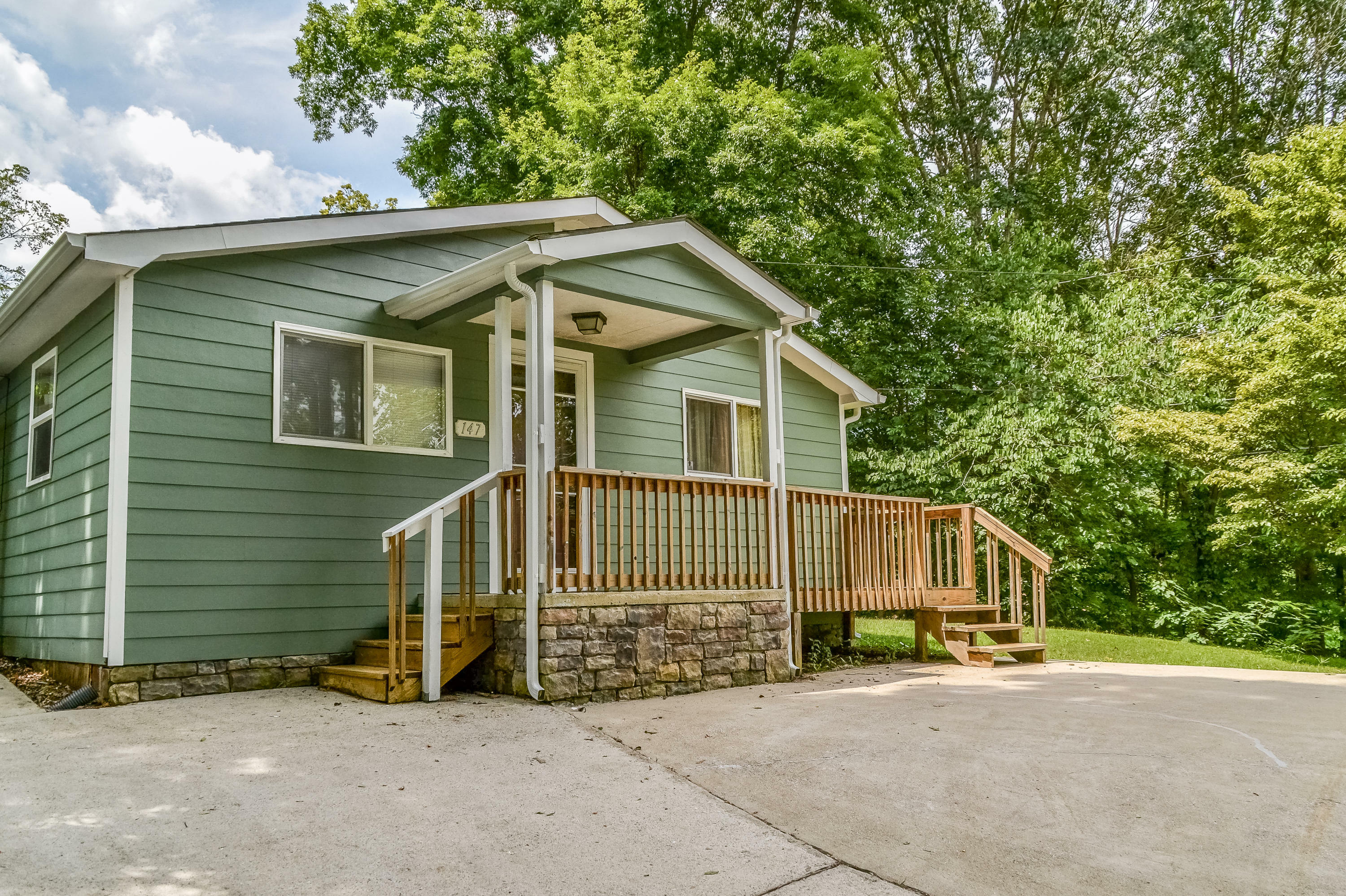 Property Photo:  147 Honeycutt Drive  TN 37748 