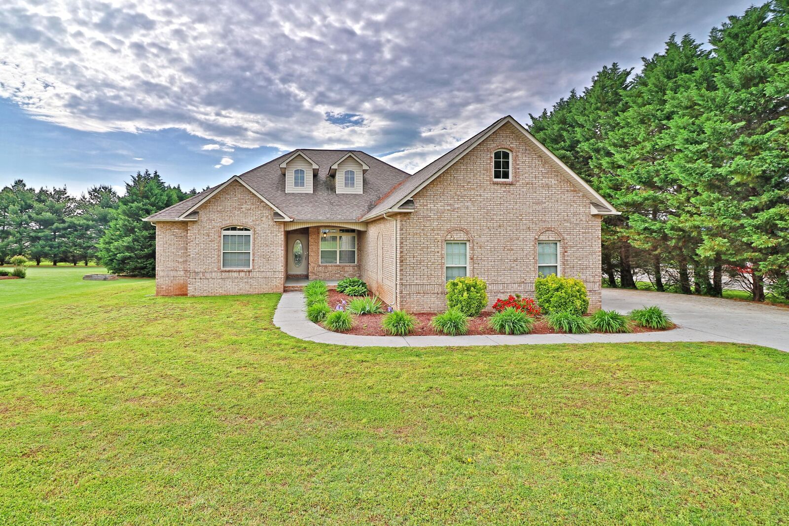 Property Photo:  104 Latonia Drive  TN 37865 