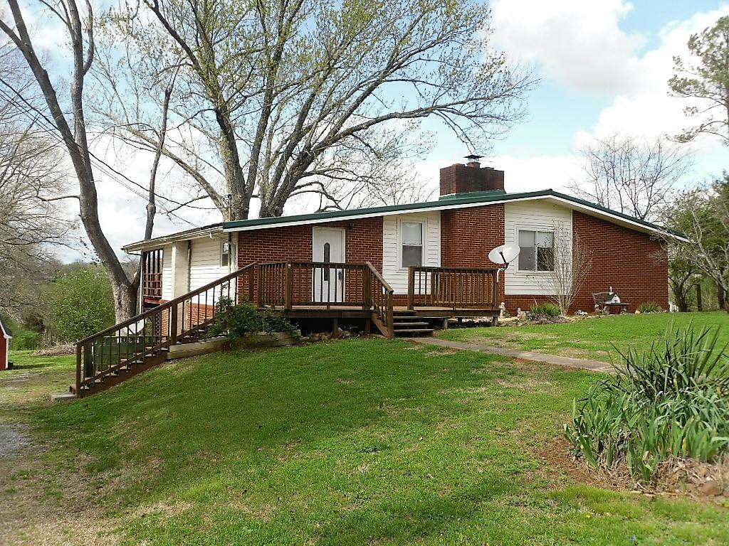 Property Photo:  594 County Road 890  TN 37331 