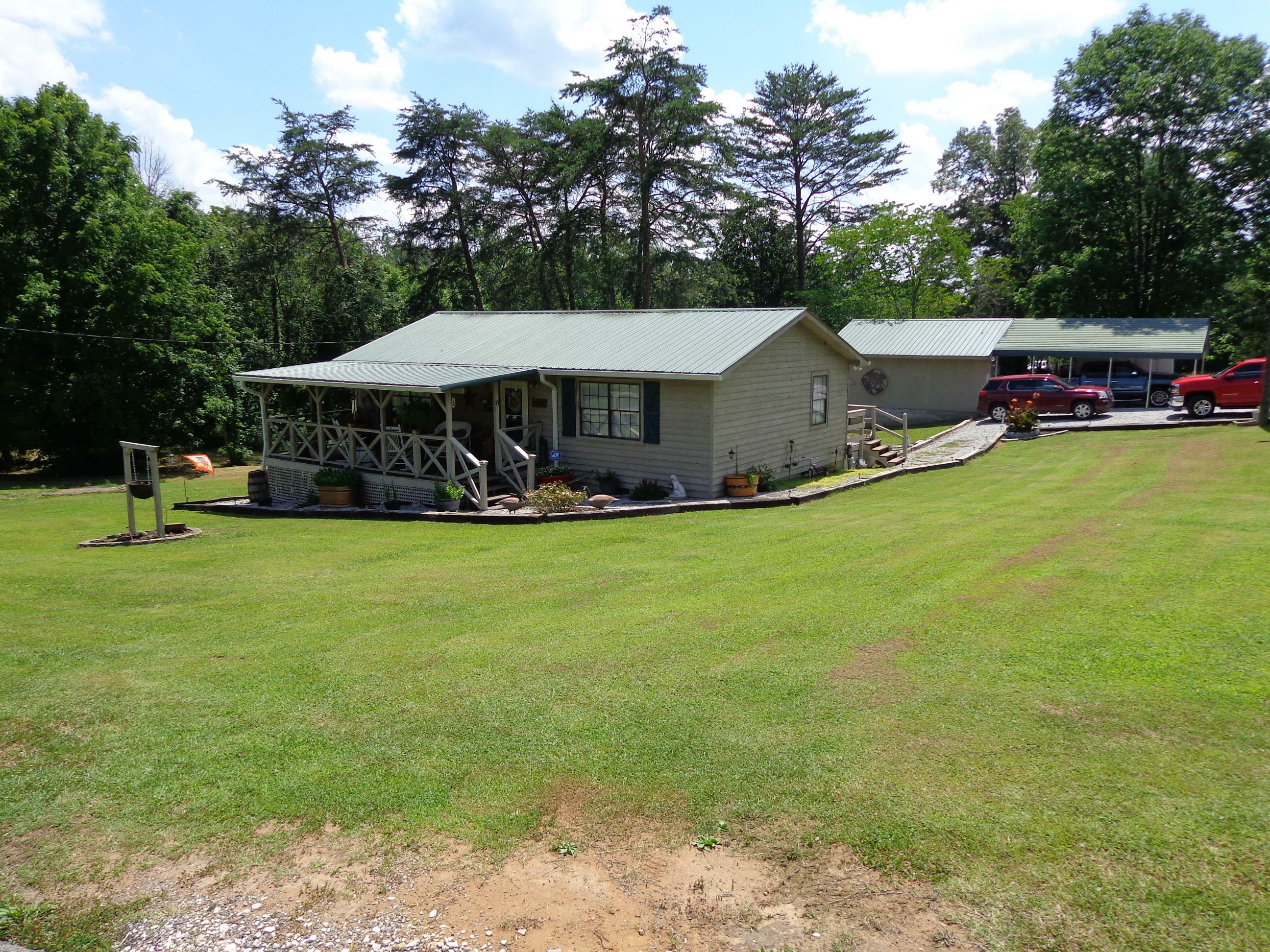 303 Wilhite Lane  Strawberry Plains TN 37871 photo