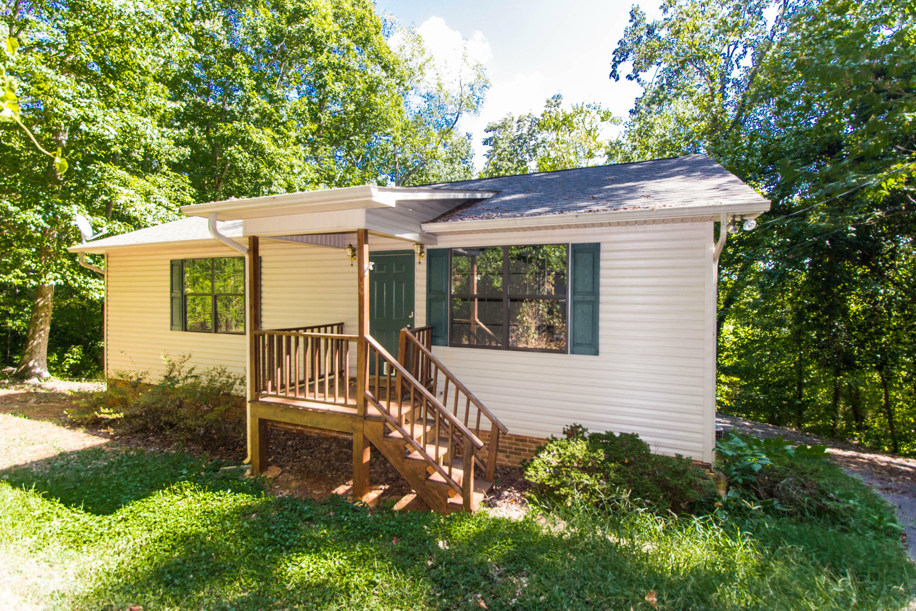 Property Photo:  3300 Bunker Hill Drive  TN 37920 