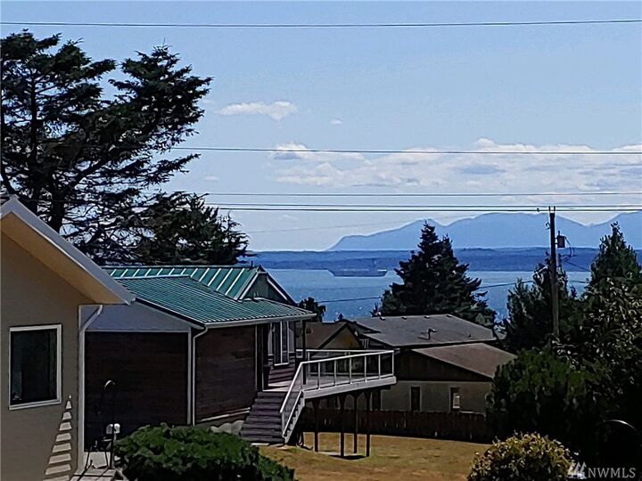 Property Photo: 35 Kinkaid Dr WA 98239