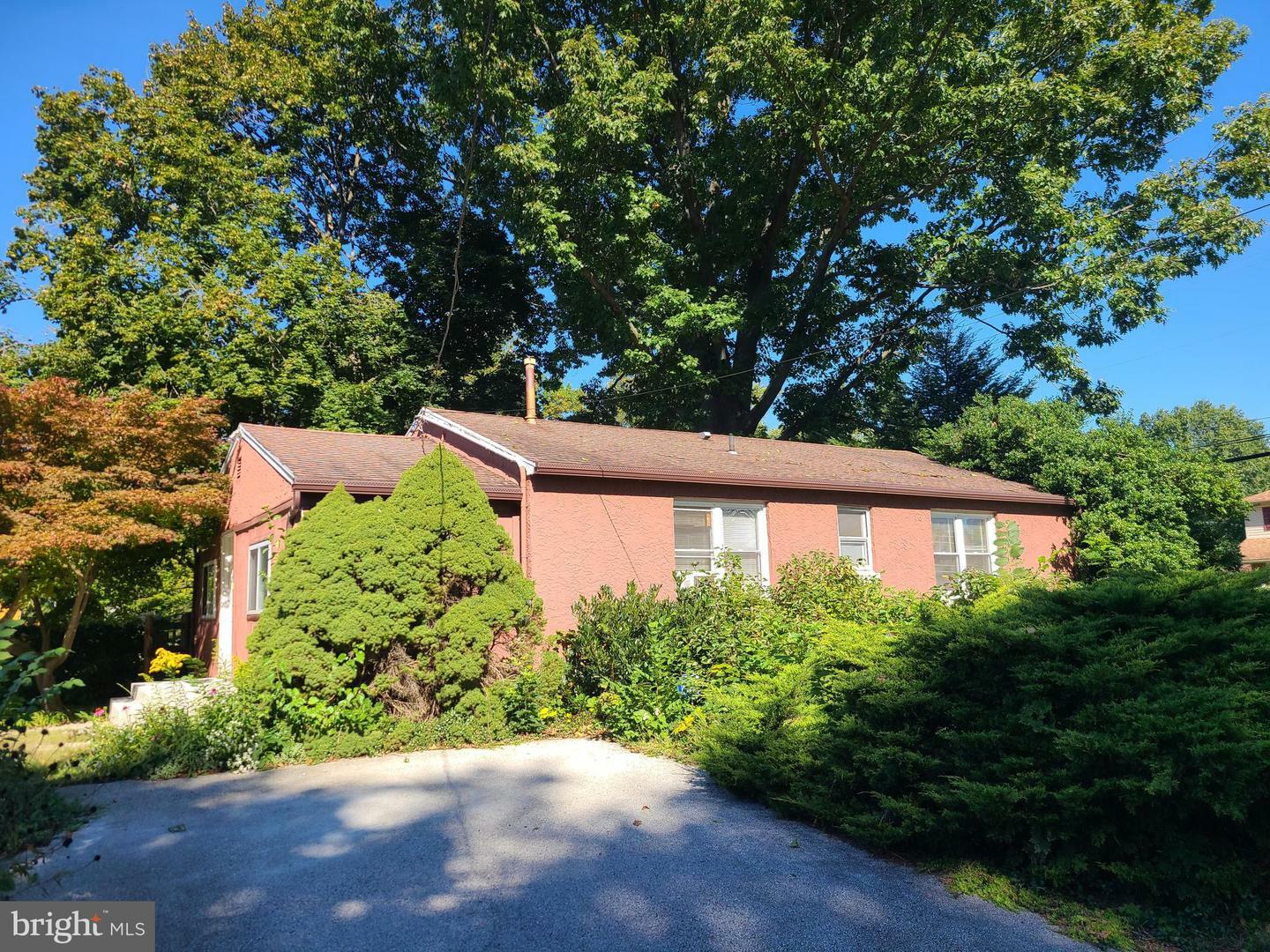 Property Photo: 701 Maryland Avenue PA 19086