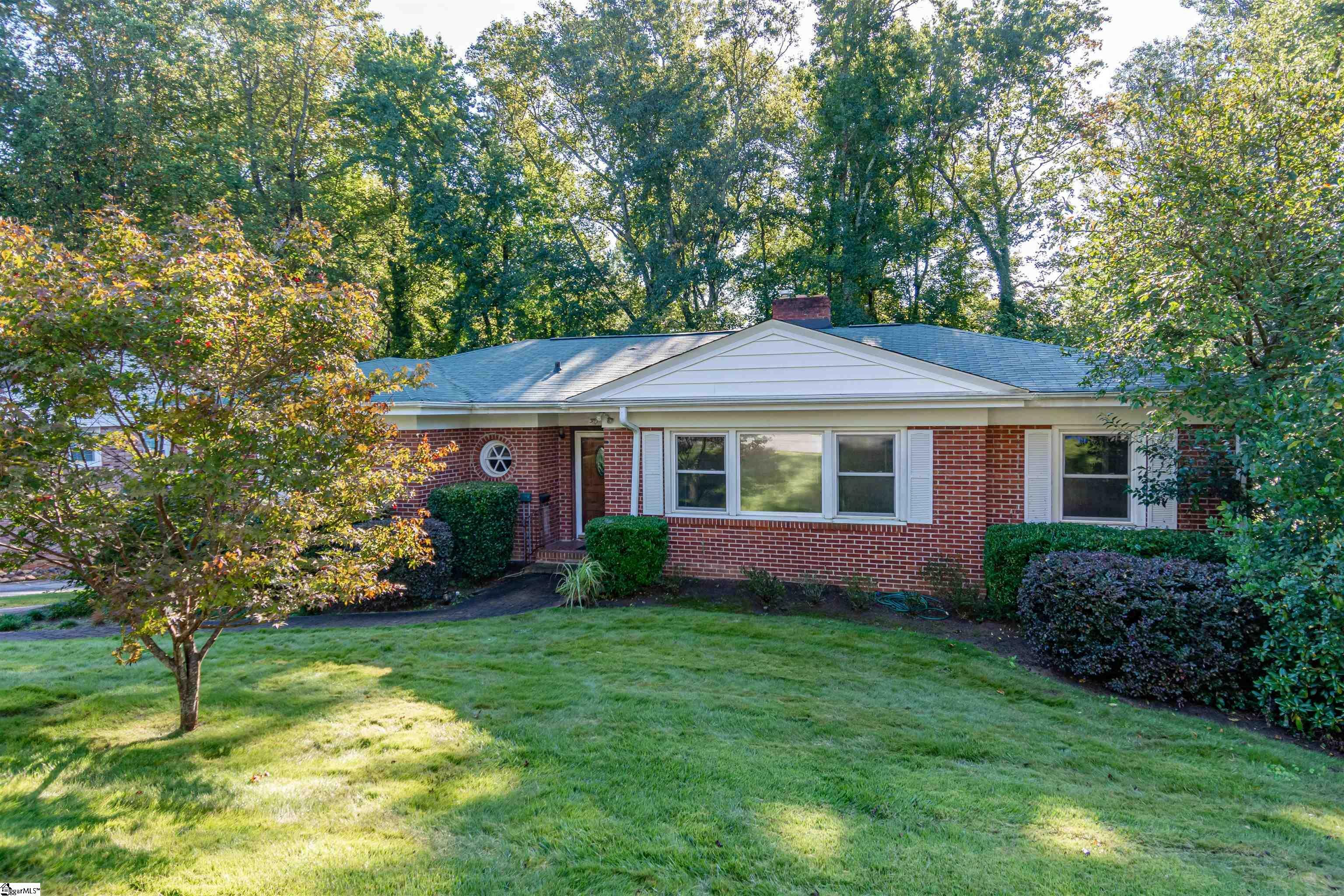 Property Photo:  312 Dellwood Drive  SC 29609 